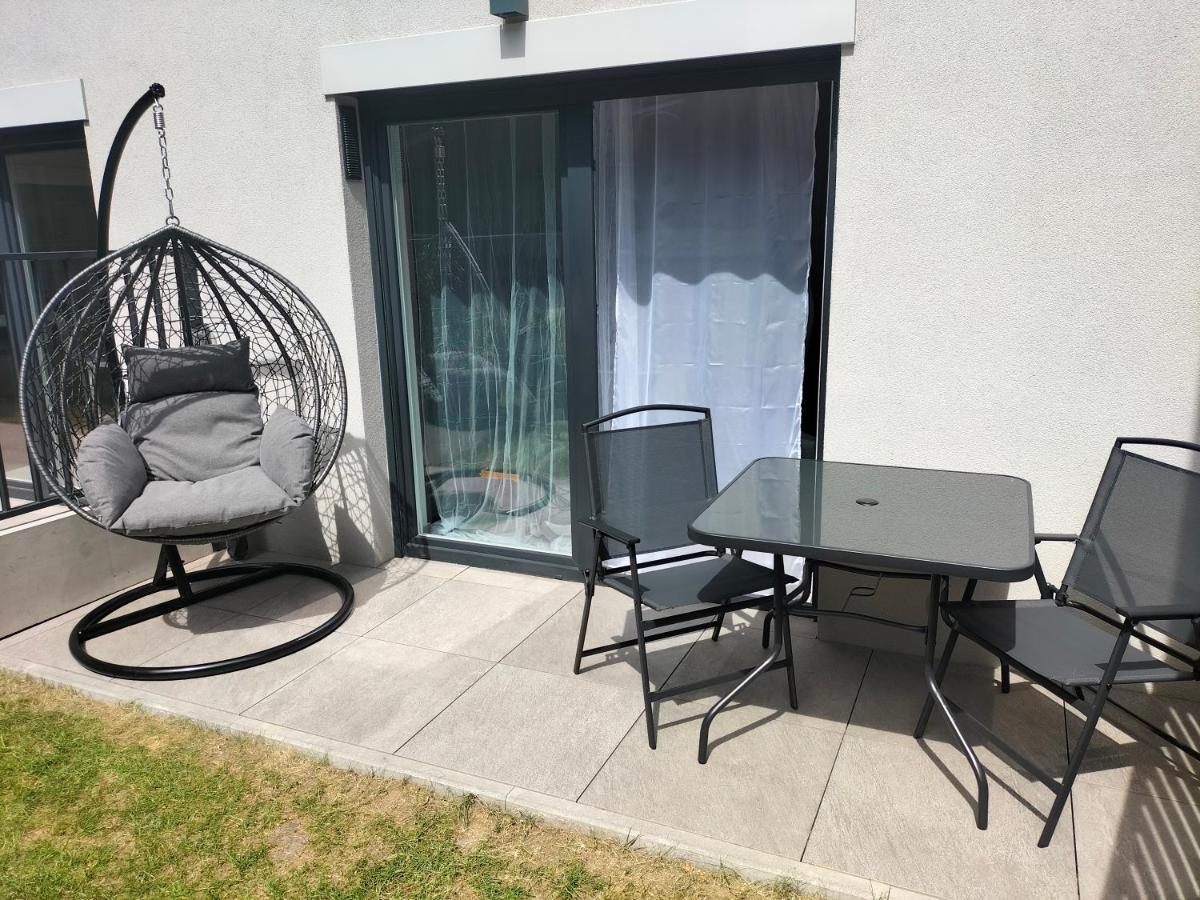 Apartment Cumbia Garden Wroclaw Exterior photo